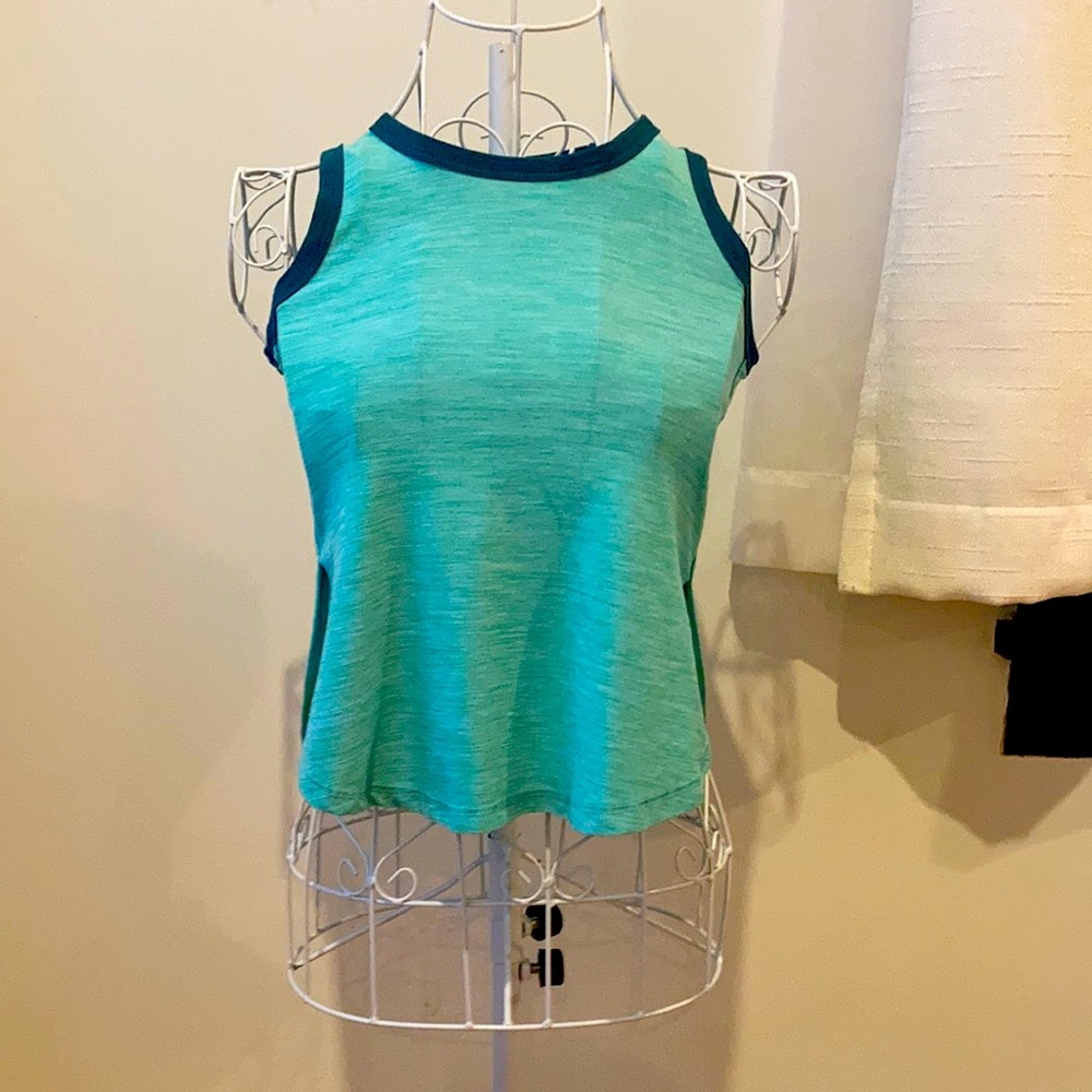 Old Navy Active Top and Pants Set/Bundle